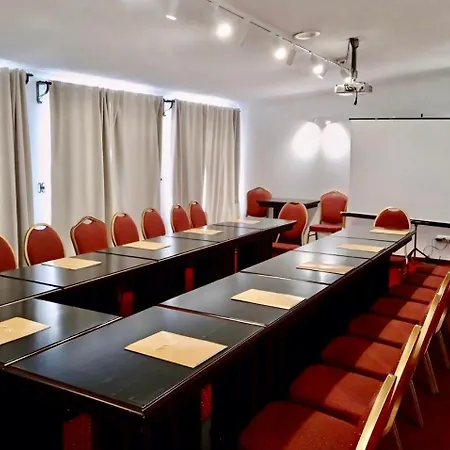 Novera Hotel 4*