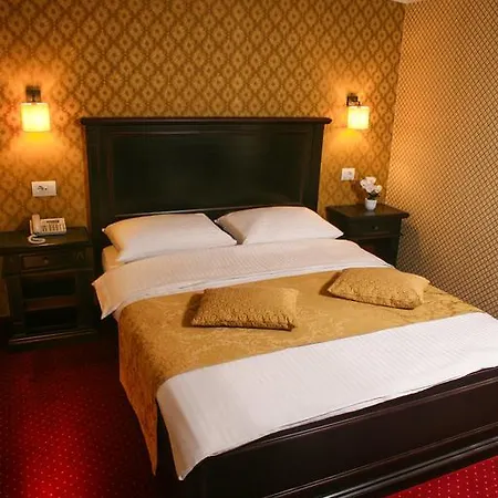 Hotel Novera 4*