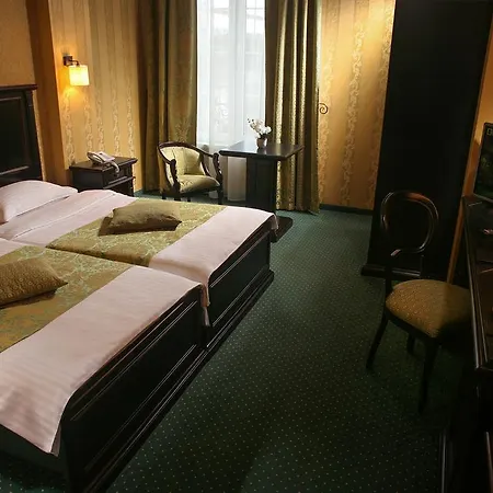 Novera Hotel 4*