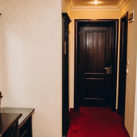 Ξενοδοχείο Novera 4*